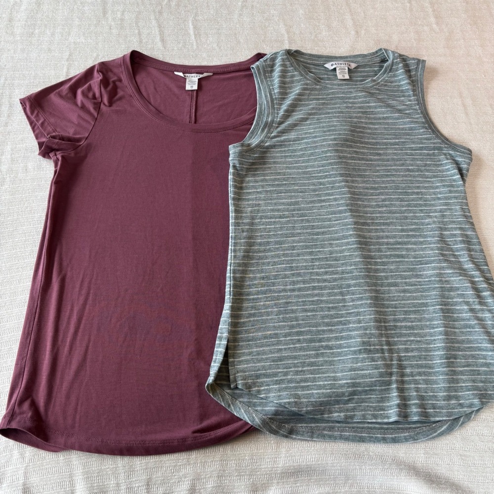 Athleta Womens XS Top Bundle Stratus II Tee Burgundy Grey Striped Tank 2pc Set